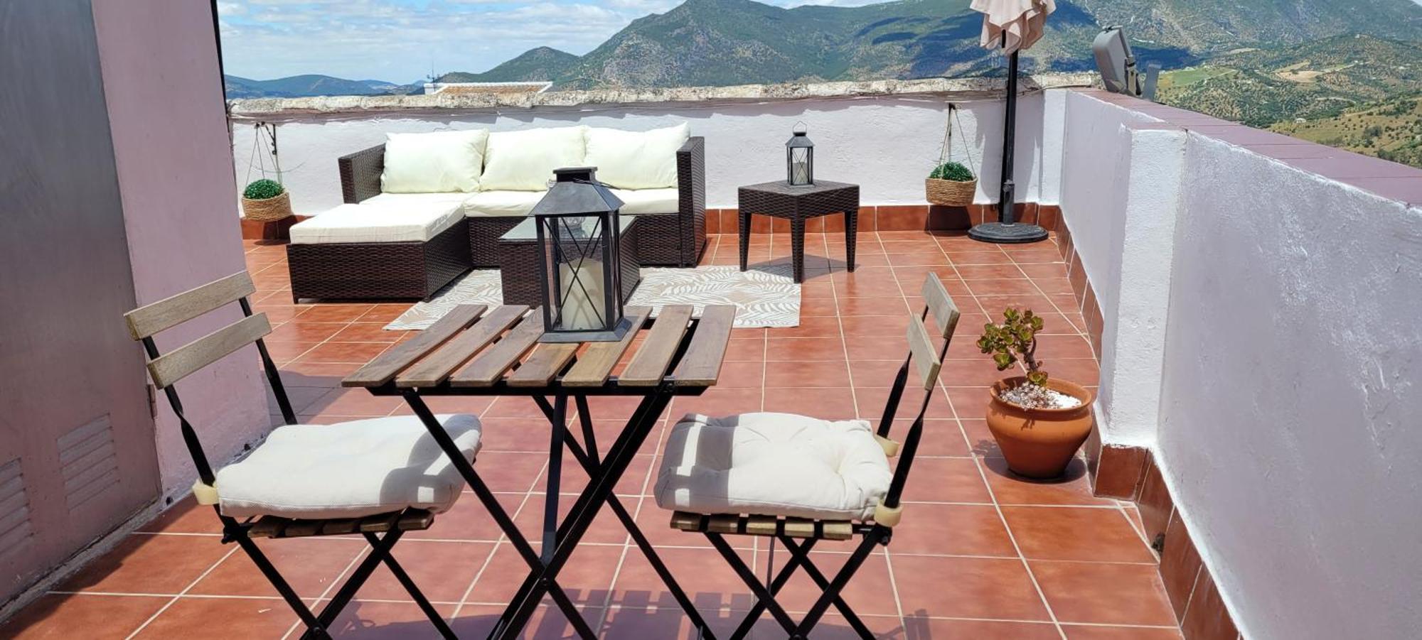 El Mirador En La Plaza De Zahara Zahara De La Sierra